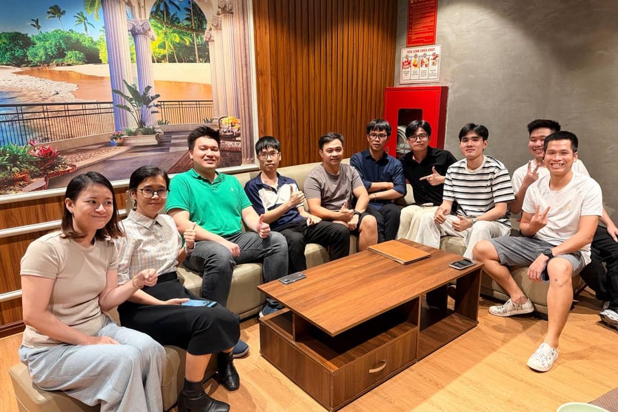 The MUGVN community at the May 2026 Mini Hackathon